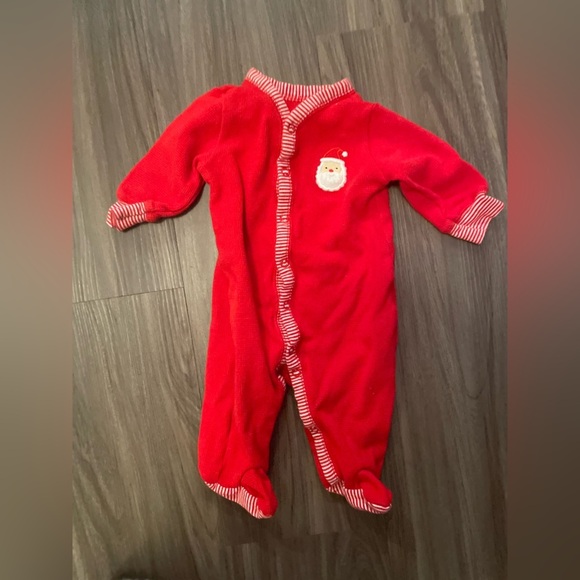 Carter's Cozy Red Footie One Piece Santa’s helper with snap buttons size 3M - Picture 4 of 5